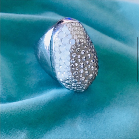 Swarovski Kinasha Crystal and Silver Ring - Picture 3 of 6